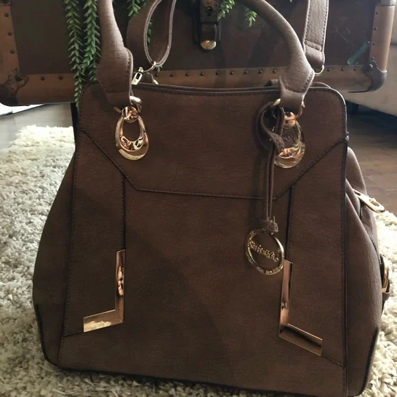 *SOLD* NWOT, Sorrentino, Beautiful Ladies Purse - Picture 2 of 16